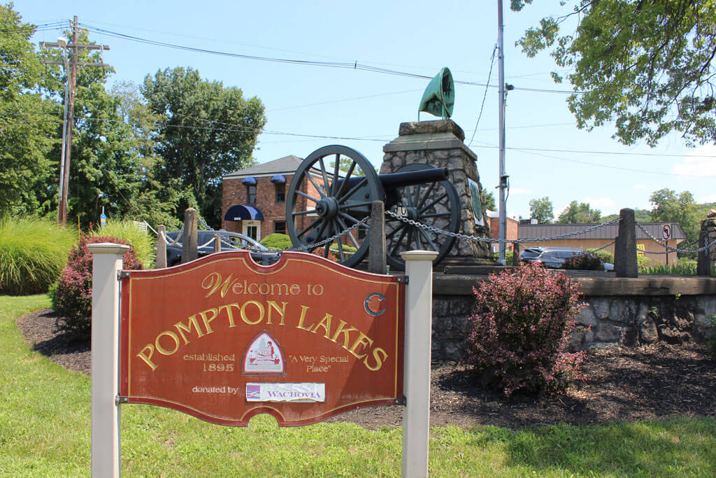Pompton Lakes Welcome Sign