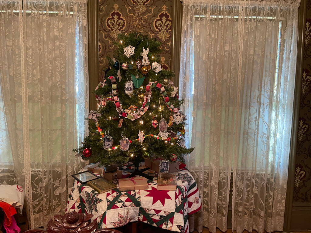 Christmas tree at Zenas Crane Homestead, West Caldwell, New Jersey