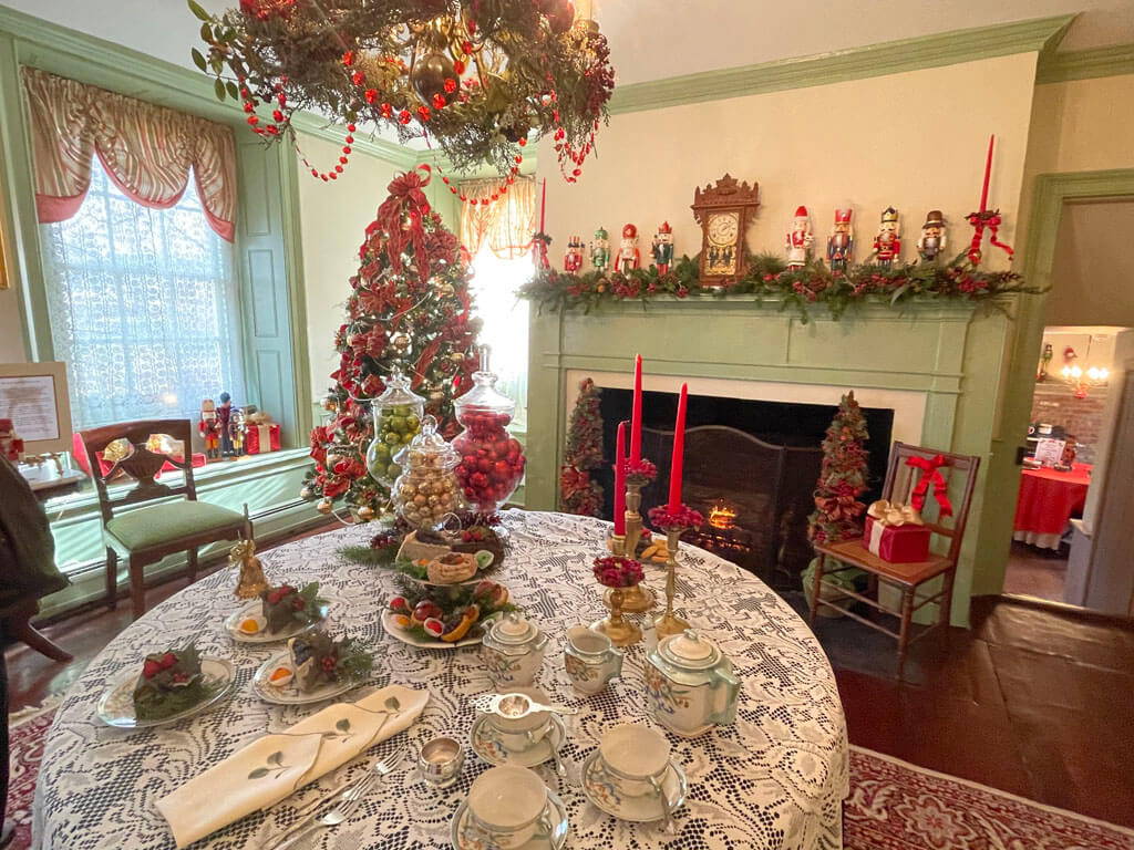 Christmas decorations at Kingsland Manor, Nutley, New Jersey