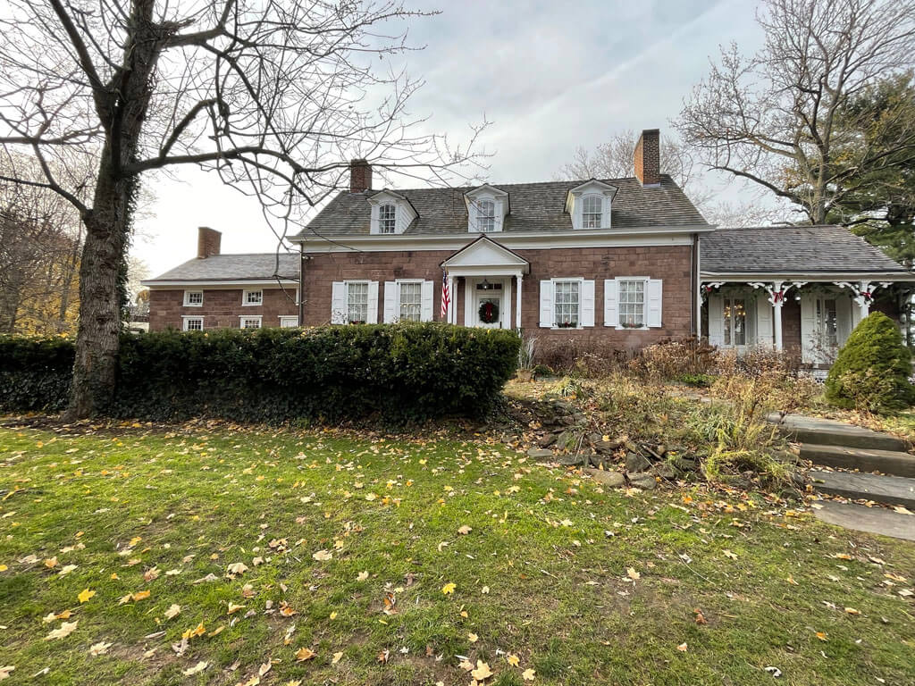 Kingsland Manor, Nutley, New Jersey