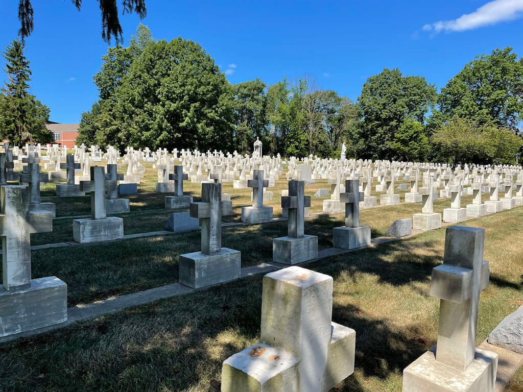 Holy Family Cemetery, Saint Elizabeth University