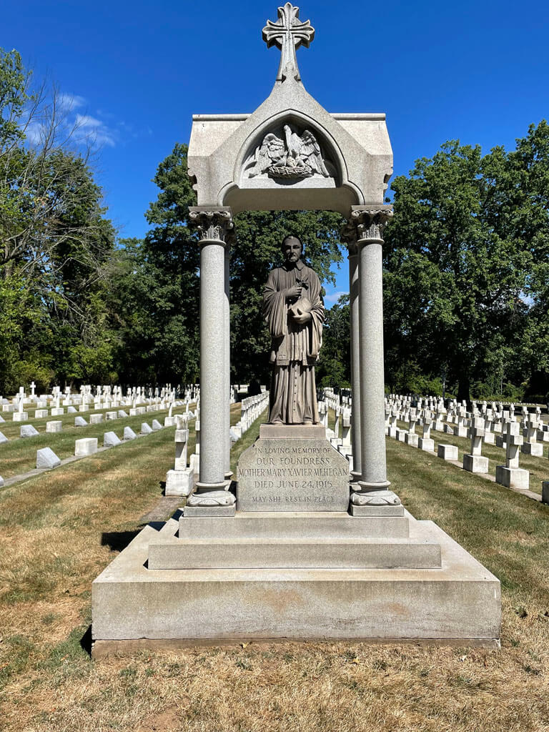 Holy Family Cemetery, Saint Elizabeth University