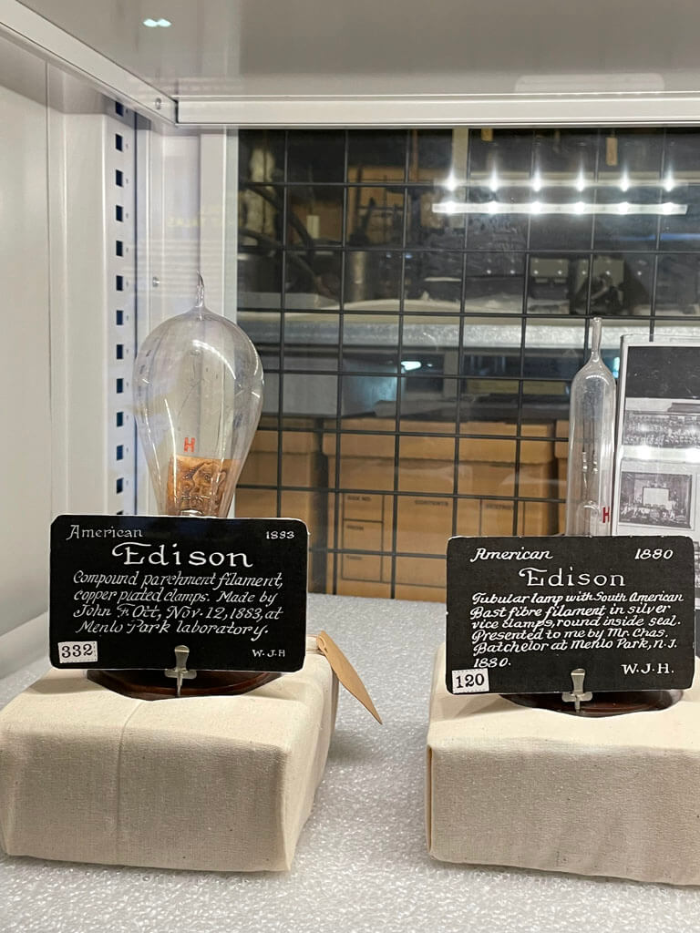 Thomas Edison Labs light bulbs