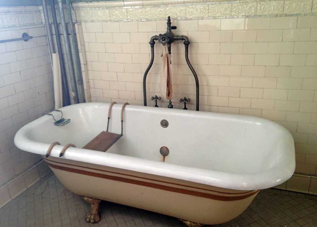 Bathtub at Evergreens, Montclair, New Jersey