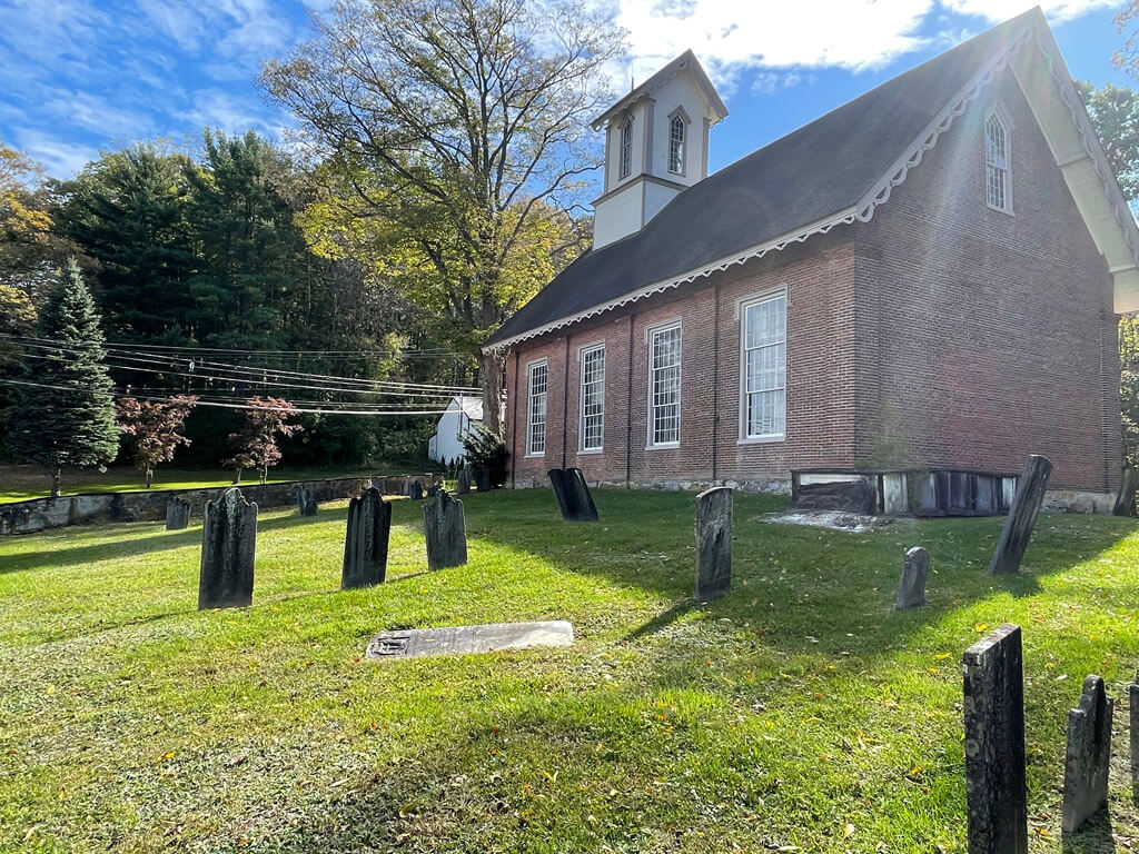 First Presbyterian Church of Oxford at Hazen, Belvidere, New Jersey side view