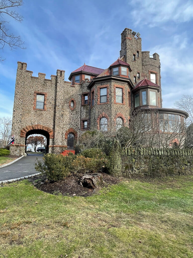 Kip's Castle exterior