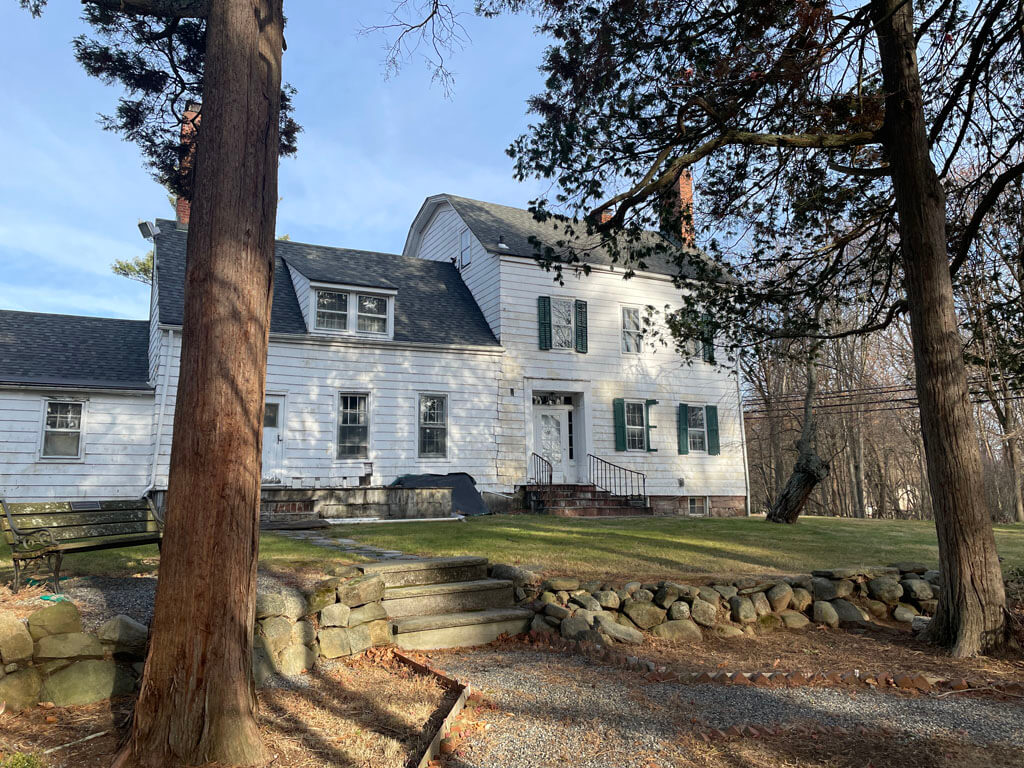 Old Force Homestead, Livingston, New Jersey front view